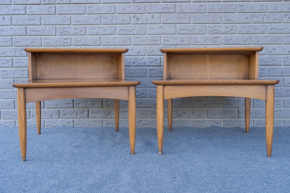 Mid Centry Modern Hekman Step End Table