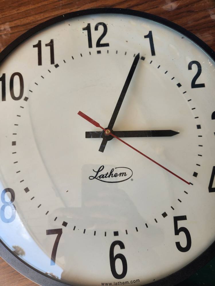 LATHAM 14"SCHOOL WALL CLOCK USED UNTESTED