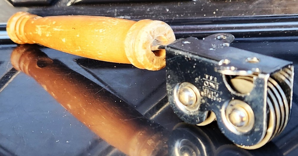 Vintage Ekco Pull Through Chrome Plated w/ Wood Handle Knife Sharpener (EUC)