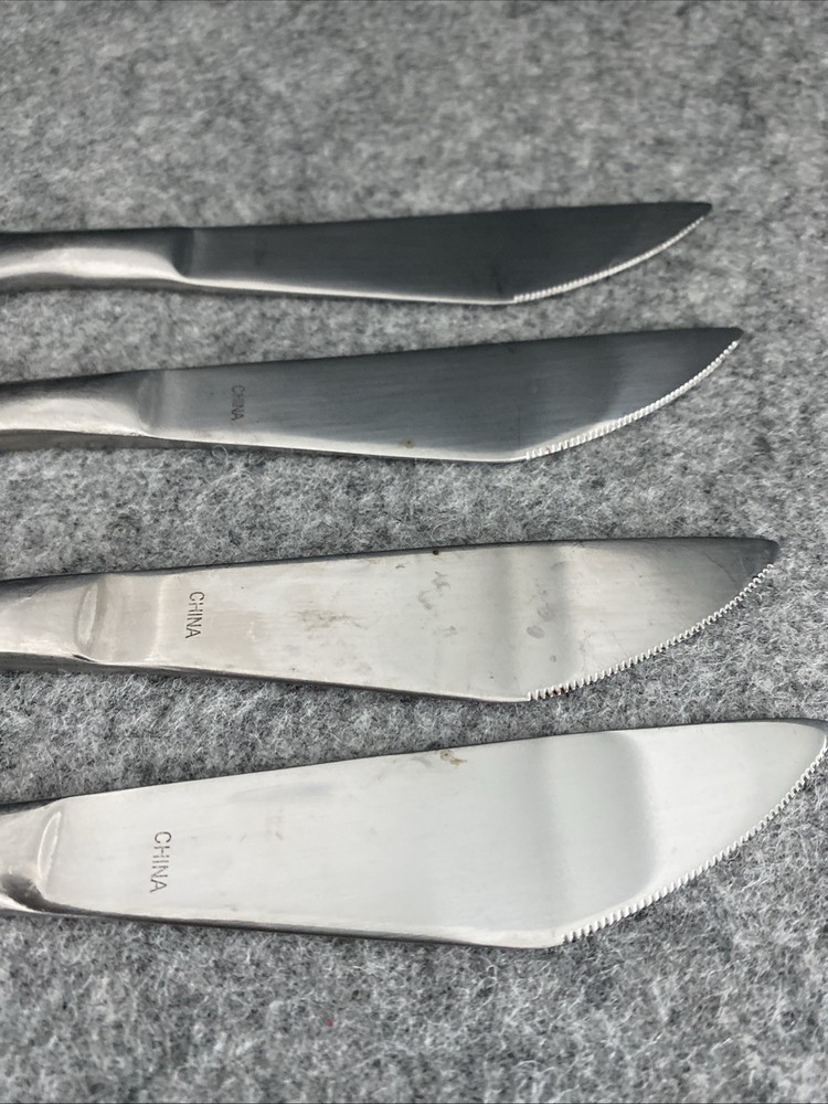 4 Retroneu 18/10 Stainless SILHOUETTE Flatware Modern Solid Knives