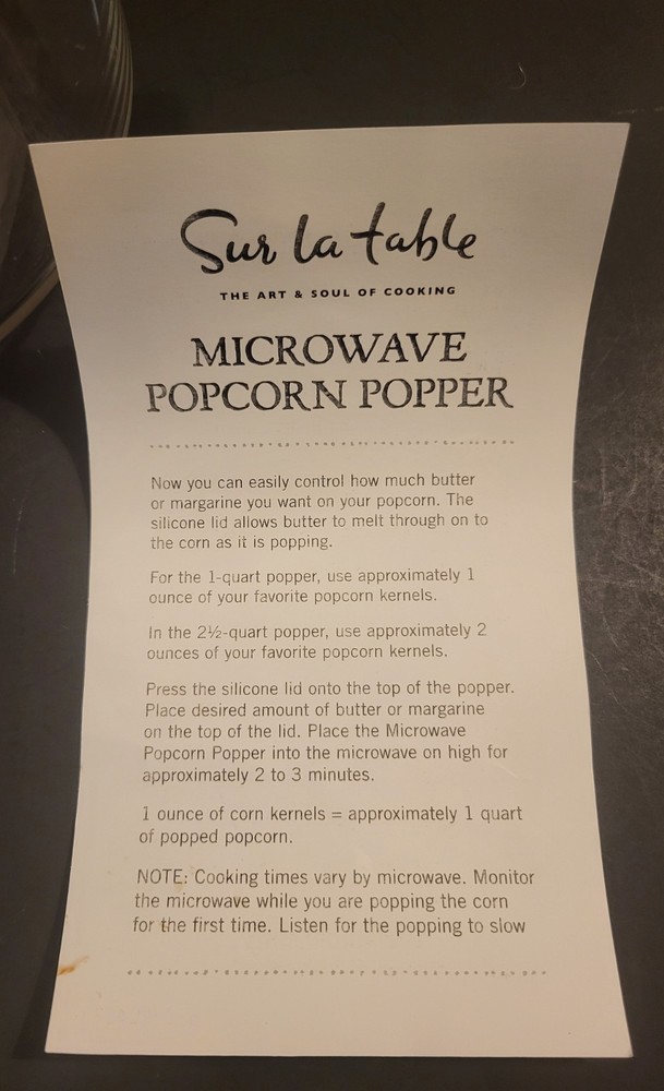 Sur La Table Glass Container Microwave Popcorn Popper - 2.5 Quart