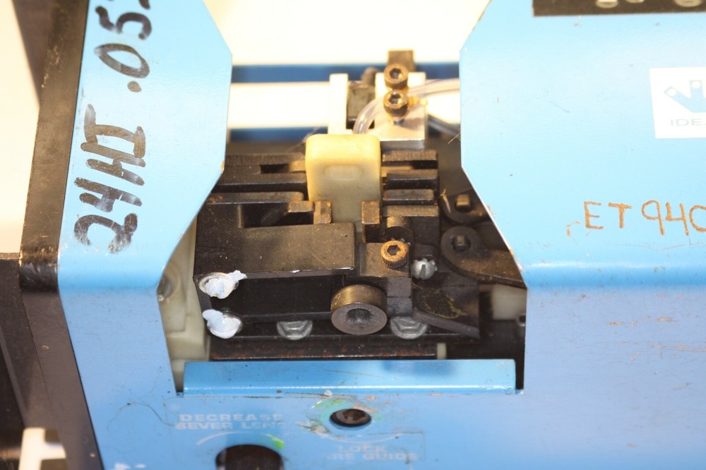 IDEAL INDUSTRIES AUTOMATIC PRECISION POWER STRIPMASTER set for 24 GA HV wire