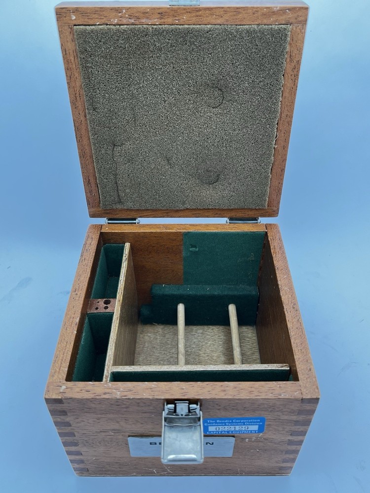Scientific Instrument Box Empty From Beckman Bendex