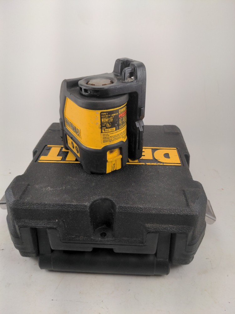 Dewalt DW087 Self-Leveling Red Cross-Line Laser Level TESTED w/ Case