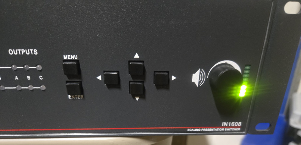 Extron IN1608 8 Input Scaling Presentation Switcher