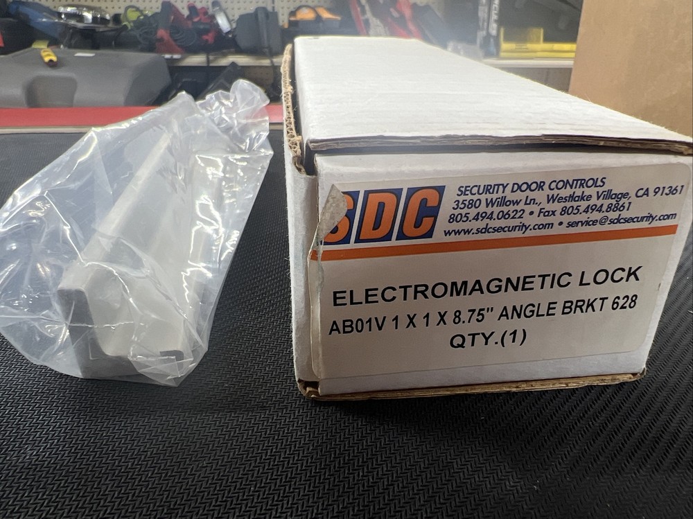 SDC AB01V Maglock Satin Aluminum ElectroMagnetic Lock Angle Bracket 628