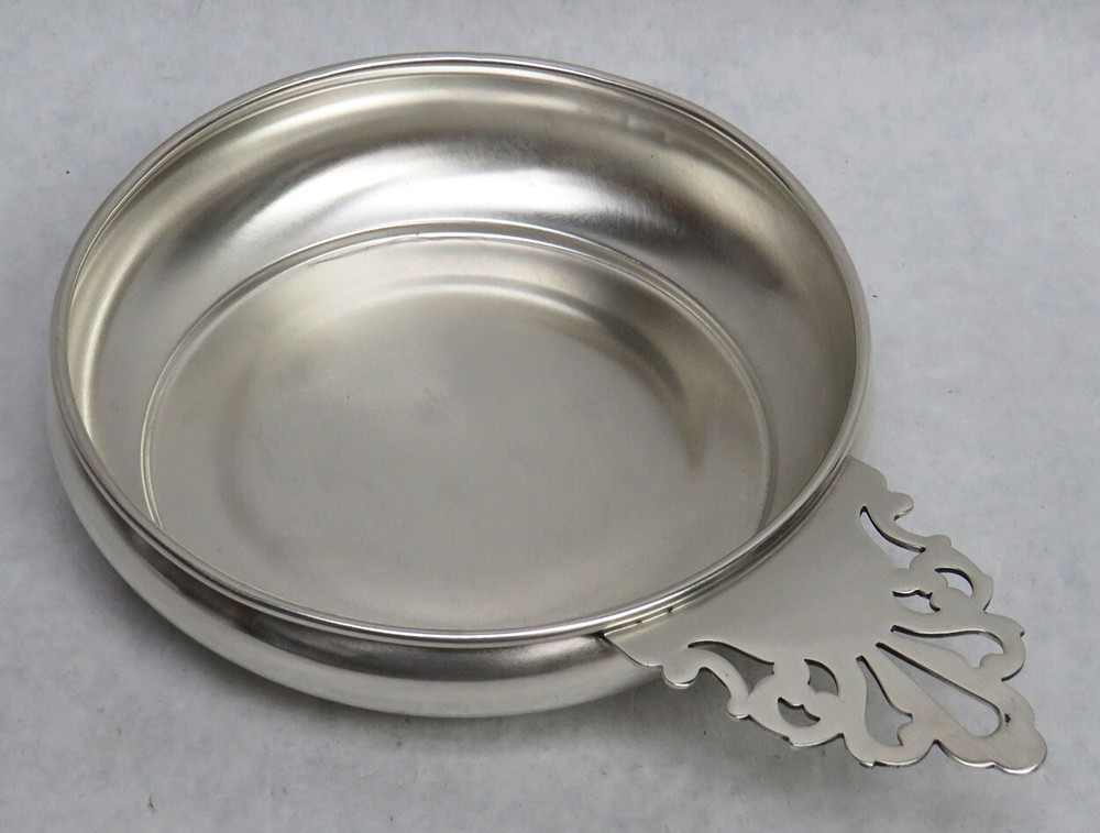 REED & BARTON STERLING SILVER CHILD POURINGER #H67