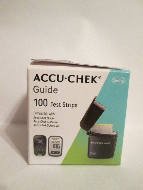 Accu-Chek Guide test strips 100ct, expire MARCH 2027+