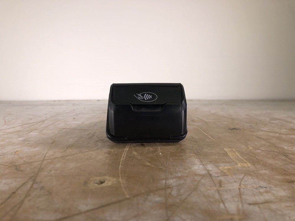 INGENICO MOVE 5000 HANDHELD CREDIT CARD TERMINAL