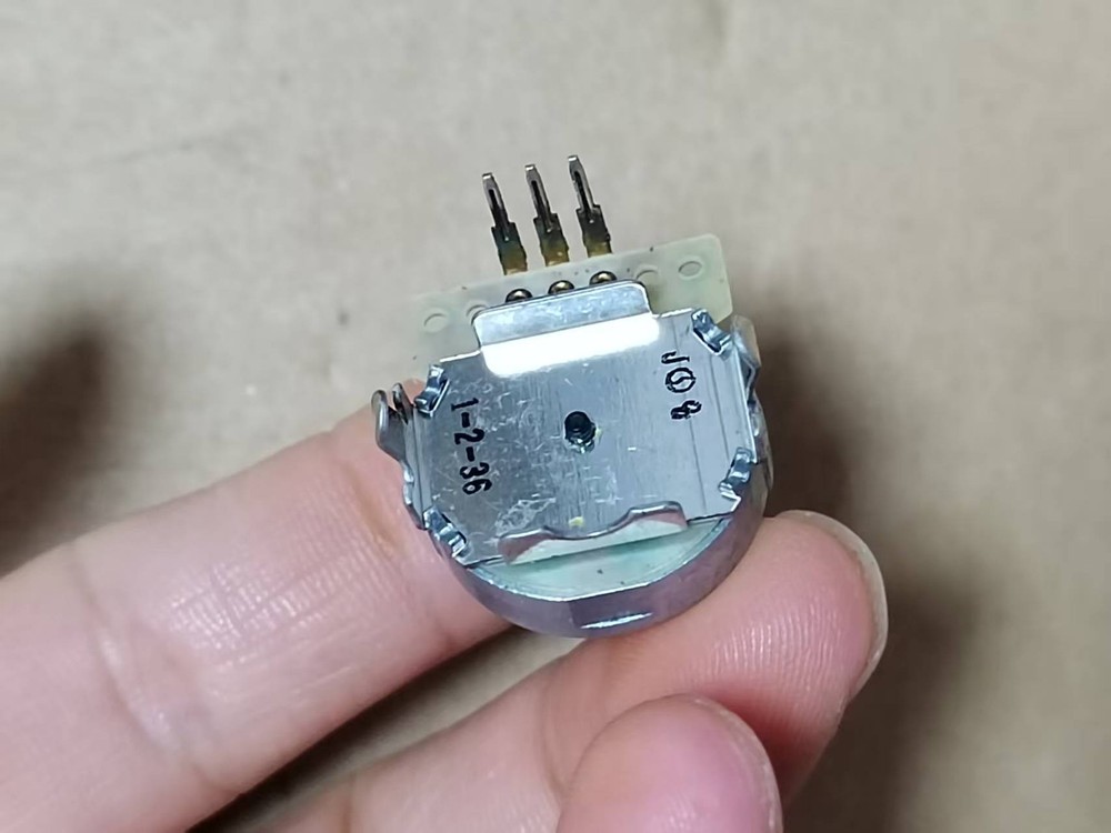 3PC SDB161EPVB20F-1-2-36-36PC 161 vertical encoder stepping 36 points