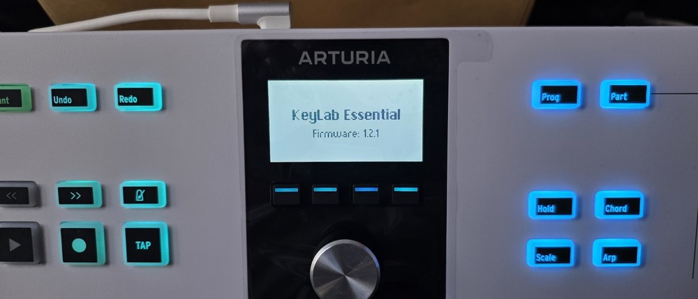 Arturia KeyLab Essential 49 mk3 MIDI Keyboard Controller (White)