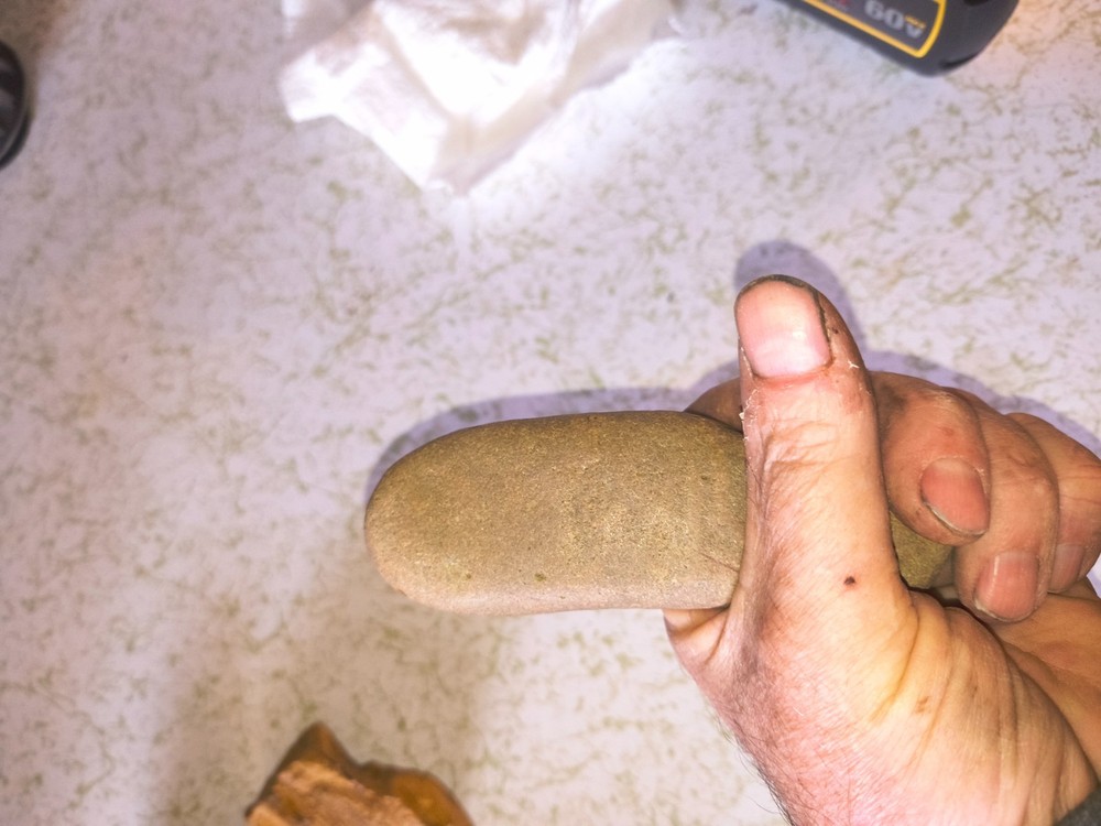 NATIVE AMERICAN ANCIENT MAN TOOL ART