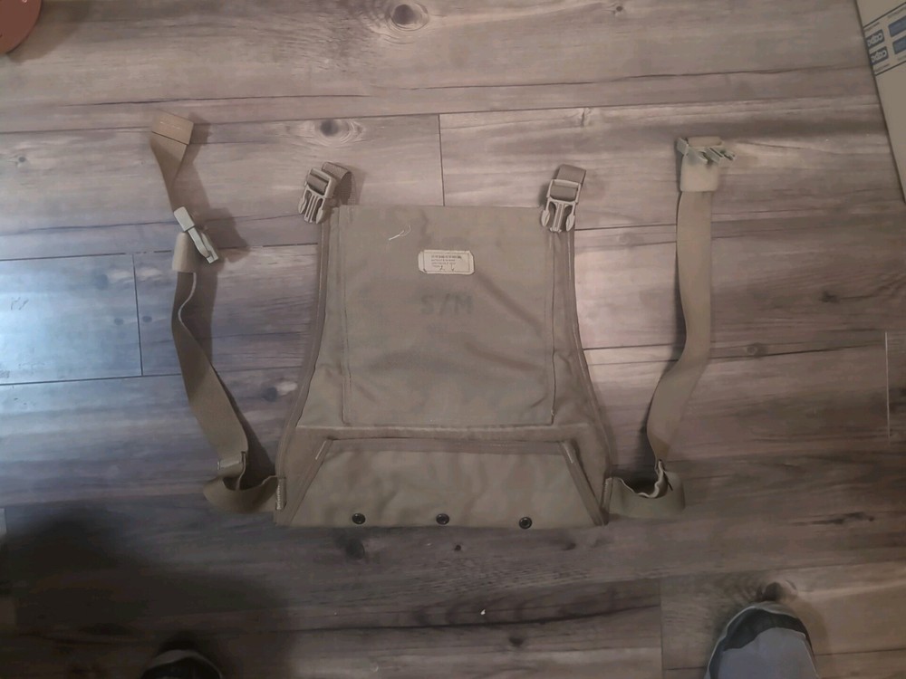 SMALL ARMS PROTECTIVE BODY ARMOR VEST8470-01-516-8446, Small Medium