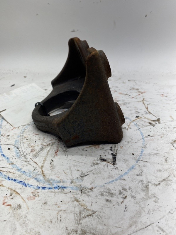 Freightliner MT55 Engine Mount 0130509001 (548-12977)