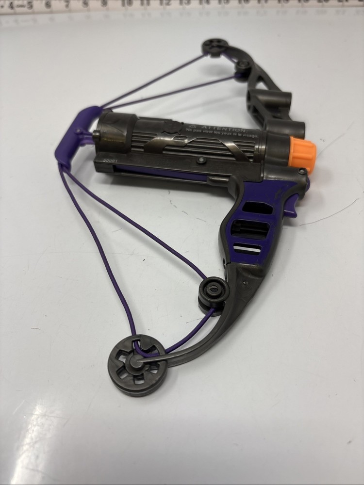Marvel Avenger bow/ Dart gun