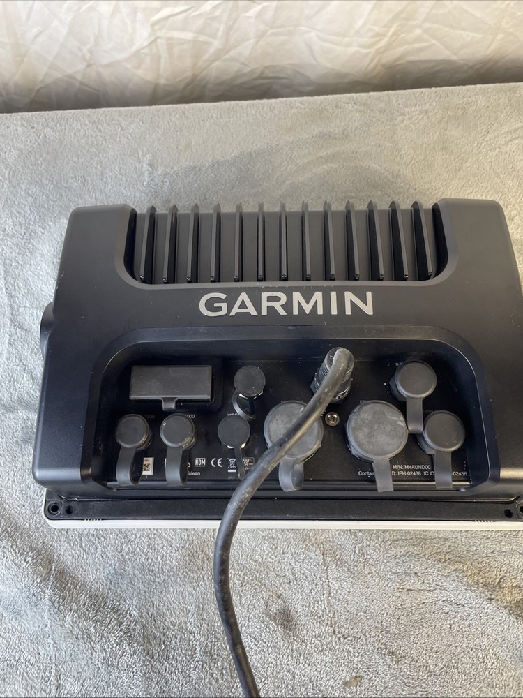 Garmin GPSMAP 7610xsv 10" Multi-Touch Chartplotter Display * Tested * W/ Cover