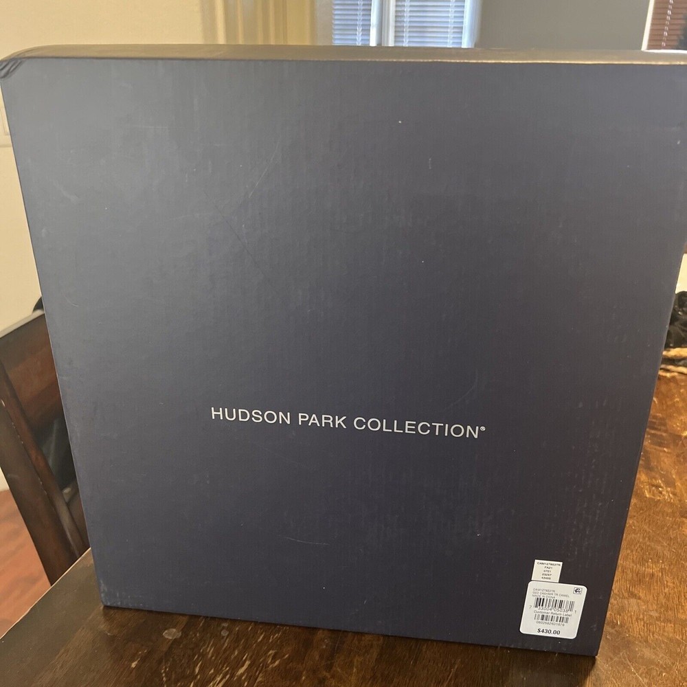 Hudson Park Collection Beige Patterned 50 X 70 Throw