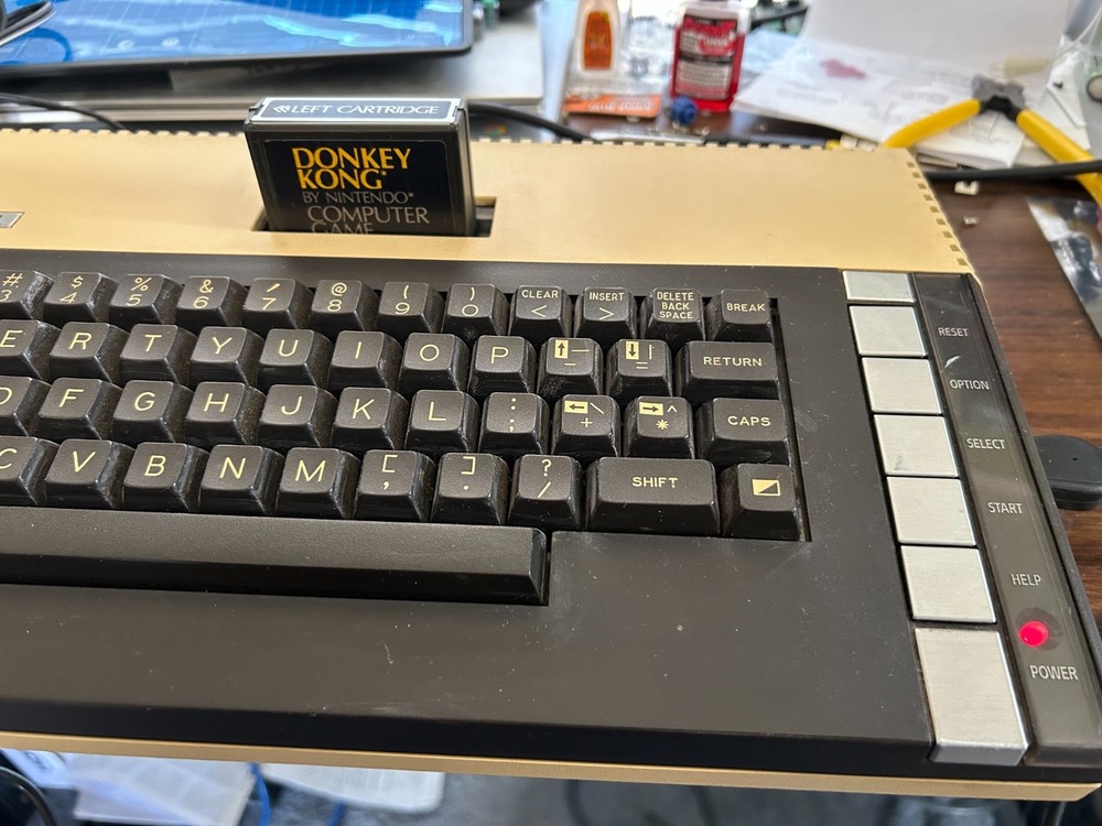 Atari 800XL Computer System Tested Working no power or game included