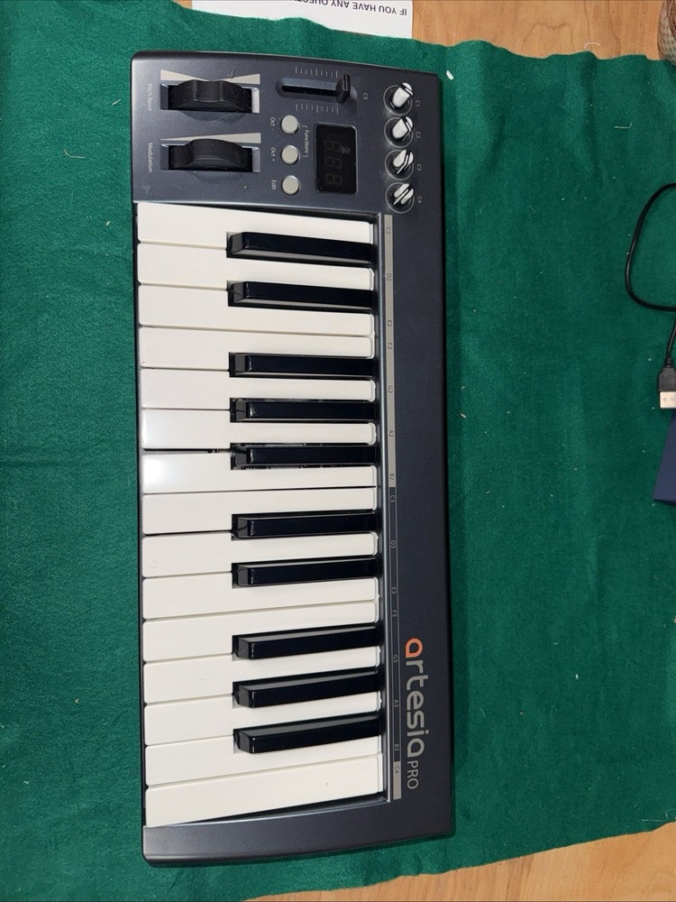 Artesia Pro 25 Key MIDI Keyboard Controller USB Compact Tested