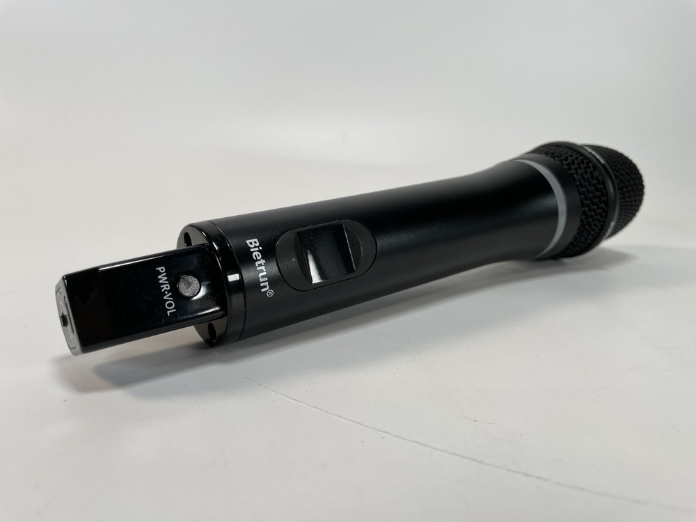 Bietrun Rechargeable Wireless Microphone for Singing