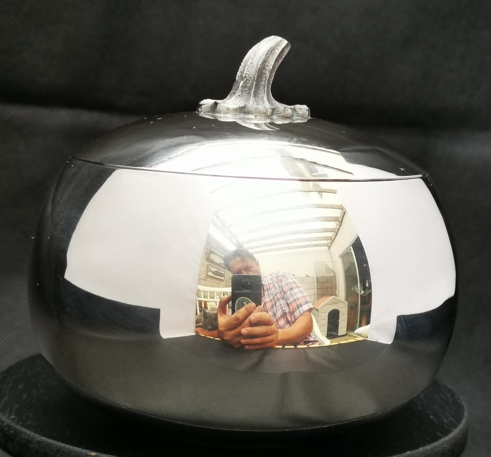 Reed & Barton Silverplated Lidded Pumpkin Squash Bowl #224 NICE!