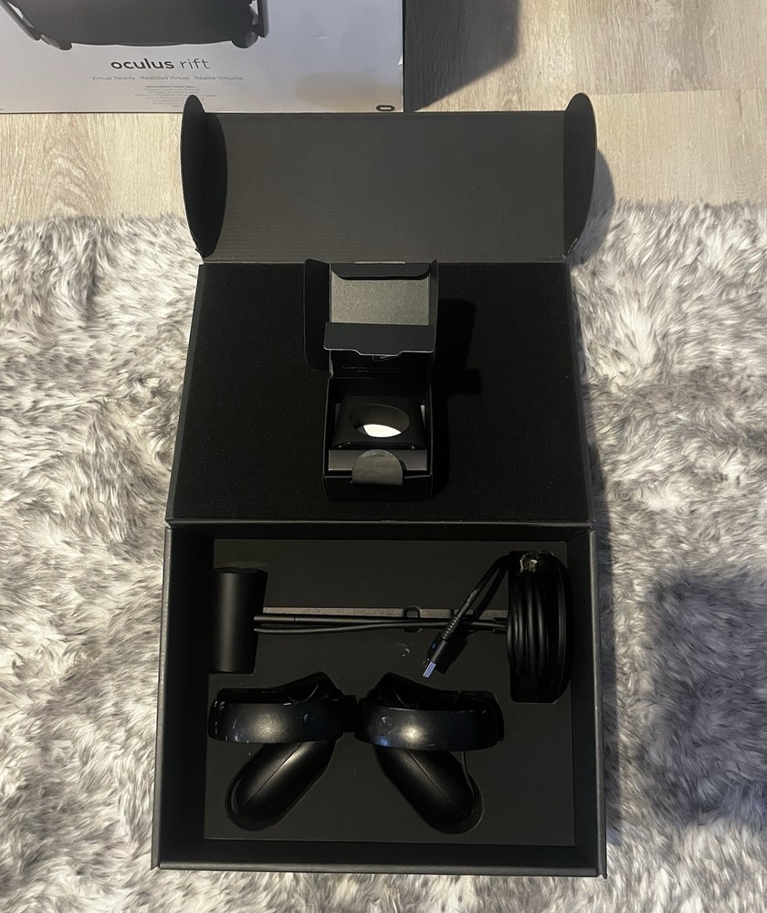 Oculus Rift CV1 VR Headset System, Controller Box, and Extra sensor bundle (3)