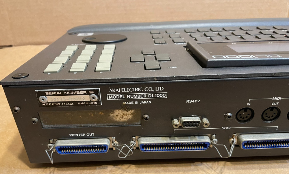 Akai Digital Editing Controller Unit - Model DL1000