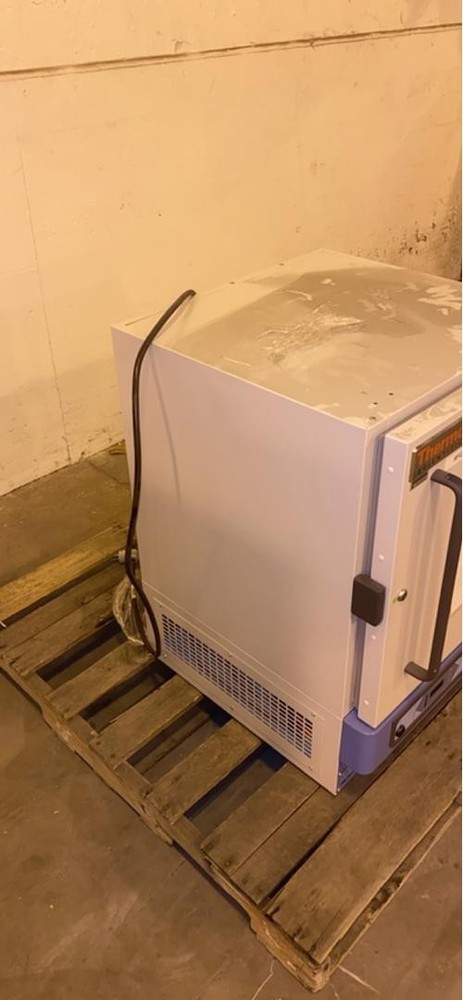 Thermo Scientific Undercounter Lab Refrigerator REL
