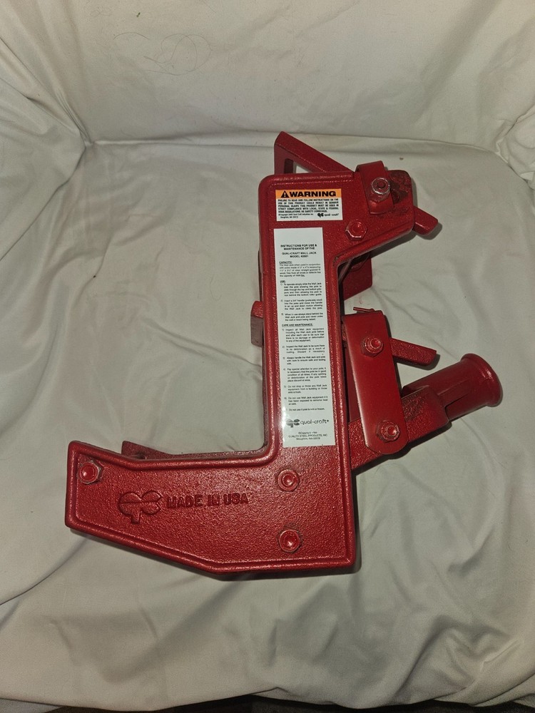 Qual-craft #2601 Wall Jack,  New, Opened Box