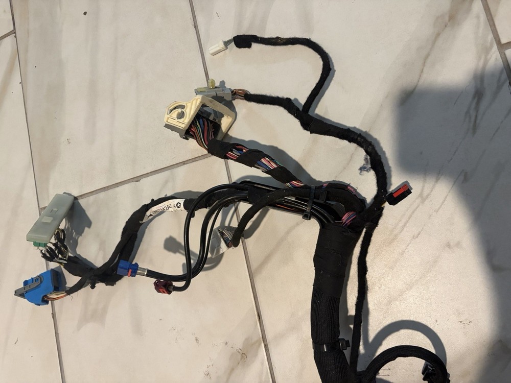 DASH WIRE HARNESS OEM DODGE CHALLENGER 68267342AC Read Description