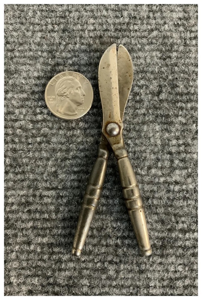 Salesman's Sample Hedge Trimmer Shears