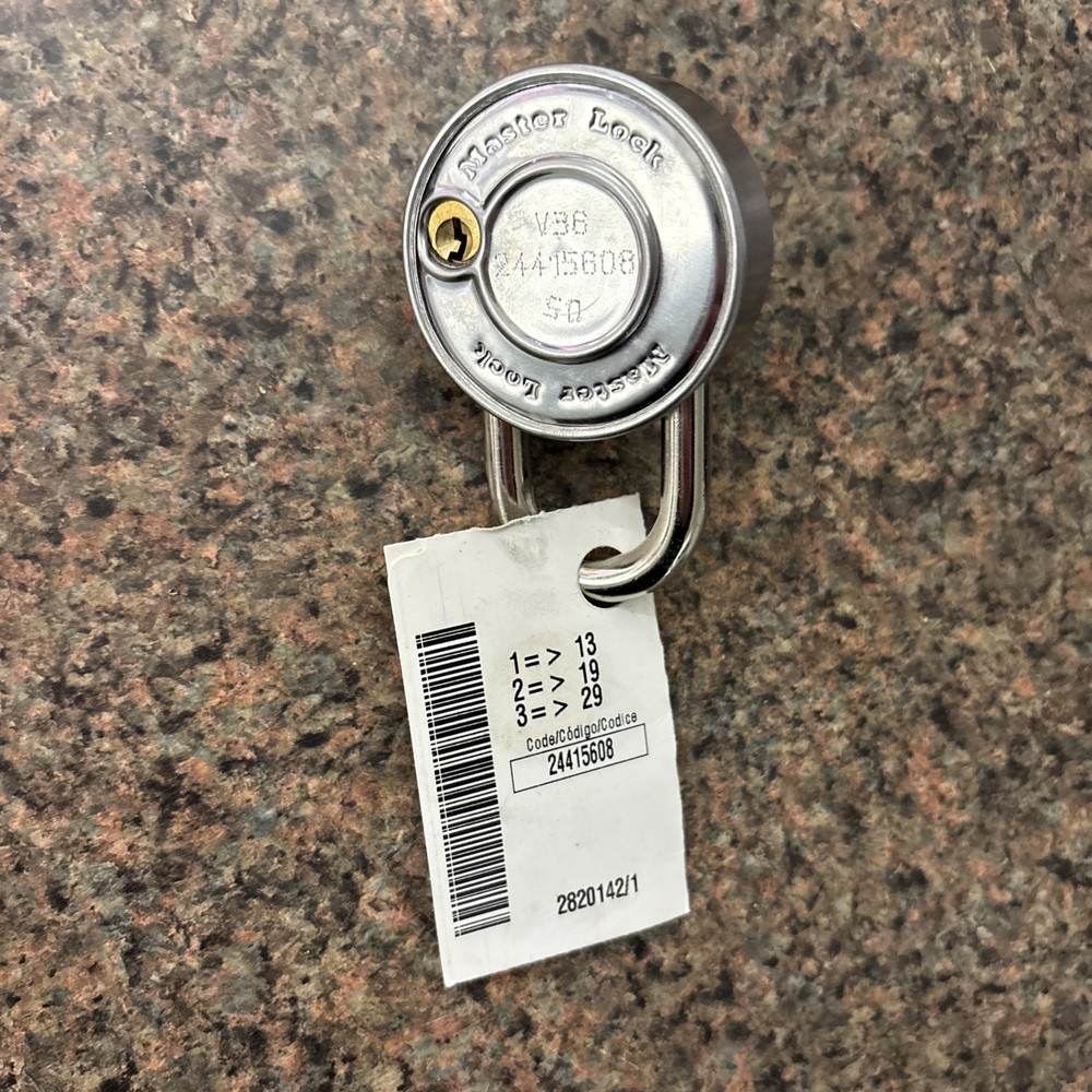 Master Lock 1525 Combination Padlock - New Open Box