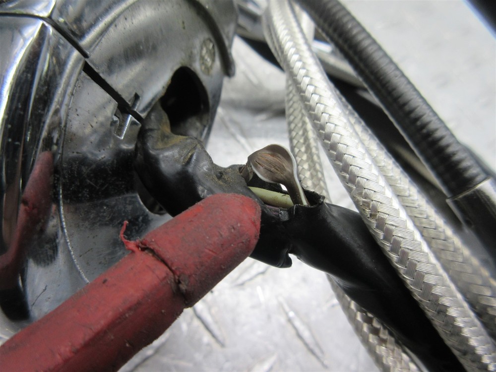 2000 00 01 Harley Davidson FLHTC Electra Glide Classic Right Handlebar Switch