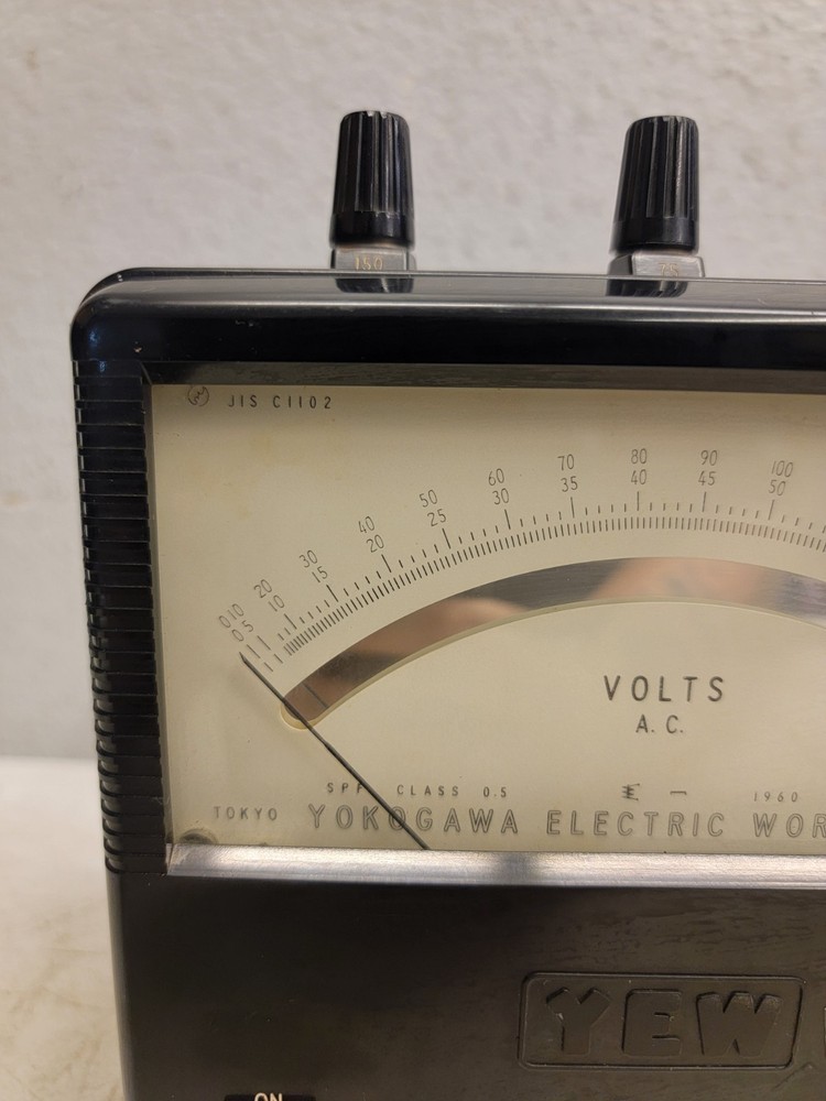 Yokogawa DC Voltmeter JisC1102
