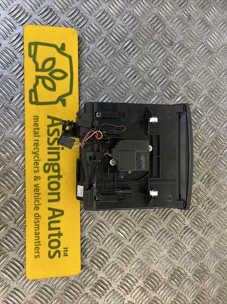 2002-06 Mercedes E-Class W211 6 CD Changer Unit + Hazard Switch Panel