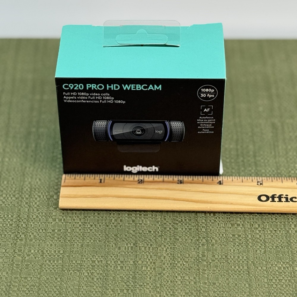 Logitech C920 Pro HD Webcam - Black
