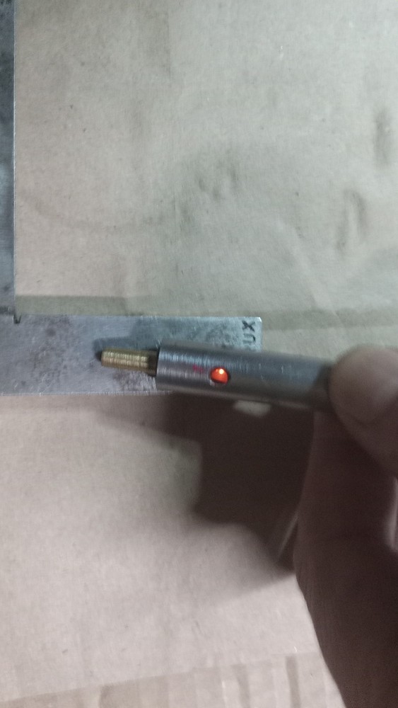 ELECTRONIC EDGE FINDER 1/2" SHANK - .200 TOUCH PROBE