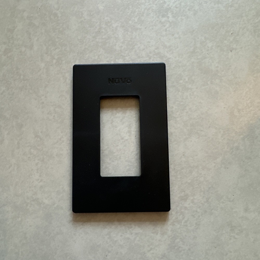 Nuvo Wall Plate Color Black