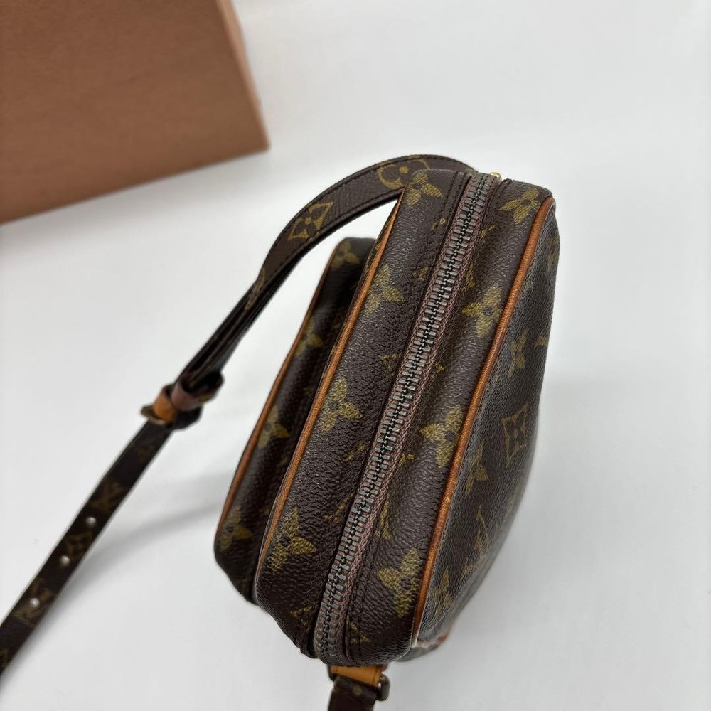 Louis Vuitton Amazon Monogram Shoulder Bag Used