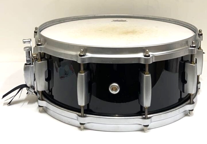 Pearl Masters Studio Birch Shell Snare Drum Black 13"x6"