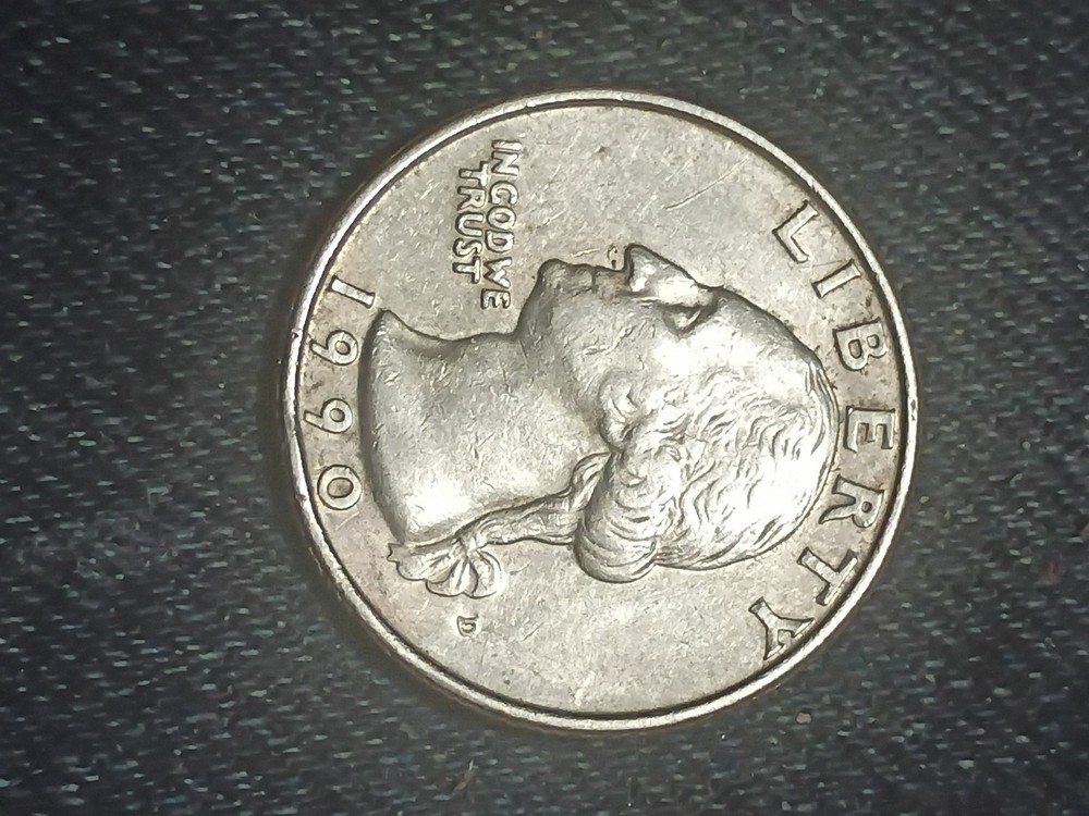 1990 D Washington Quarter With In Cod We Trust