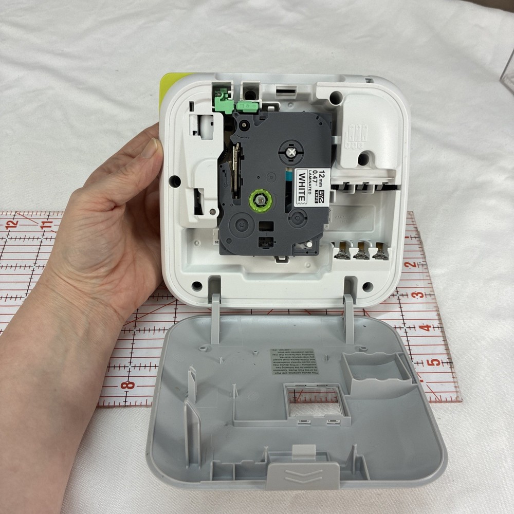 Brother P-Touch PT-D210 Handheld Label Maker Compact White - Tested & Working