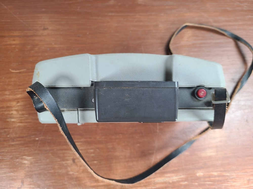Polaroid Land Camera Automatic 125 Folding *Vintage 1965* w/ Strap