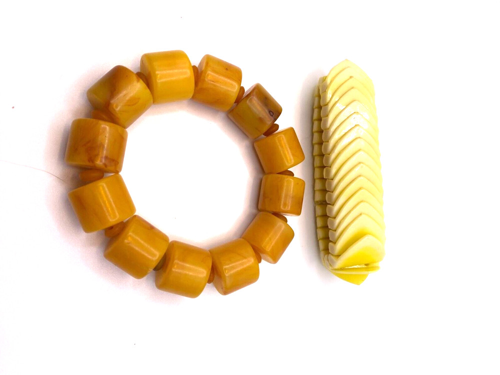 Mid-century acrylic stretch bracelets