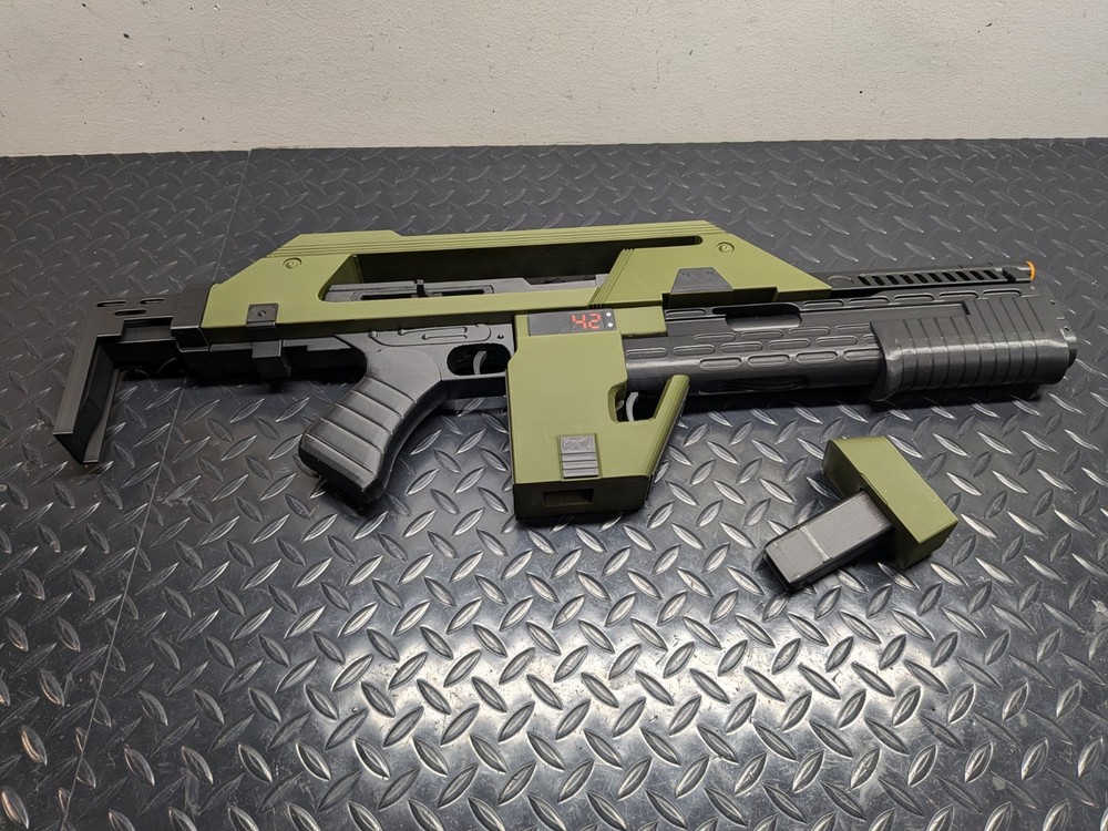 M41A Pulse Rifle V2 – 3D Print Replica – Rack it!! Pump it!! Pull Triggers!!