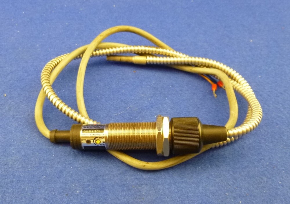 Electromatic Sensor ED18041BCS / 20-250VAC / Lot No 182715