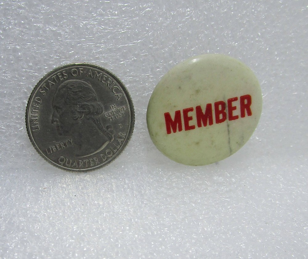 Vintage Member Button Pin