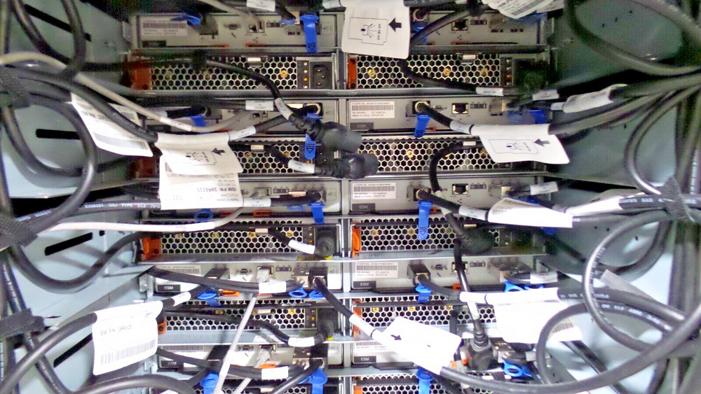 IBM Pure Data 3565 Storage Machine Type 9308, Model: 4CX Blade Canter H