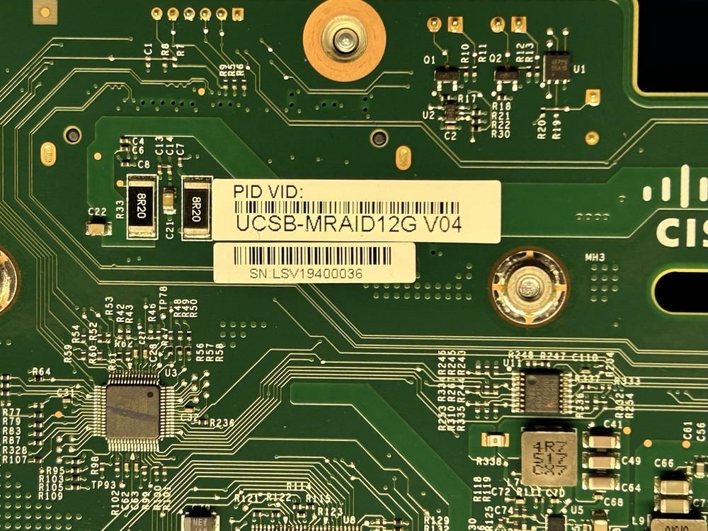 UCSB-MRAID12G CISCO FlexStorage 12G SAS RAID controller with Drive bays