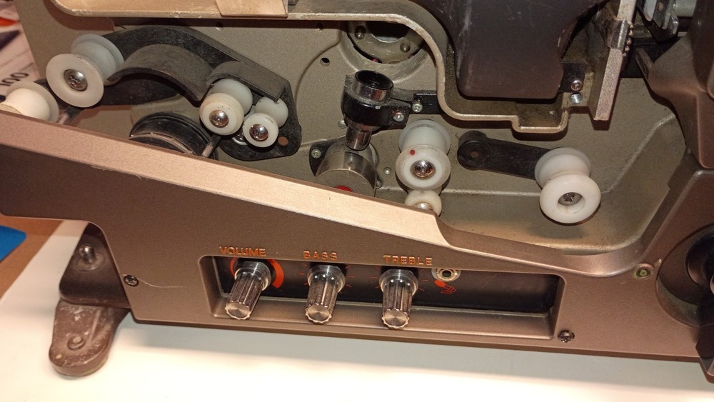 EIKI Slim Line 16mm Projector Working